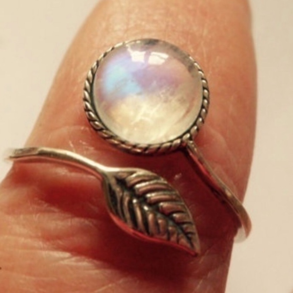 White Moonstone Ring - Picture 2 of 3